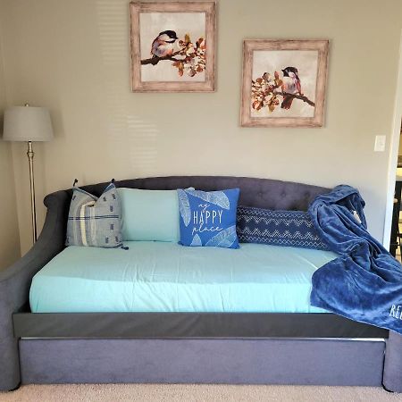 Welcome To Condo Sweet Step! ワーナー・ロビンズ エクステリア 写真