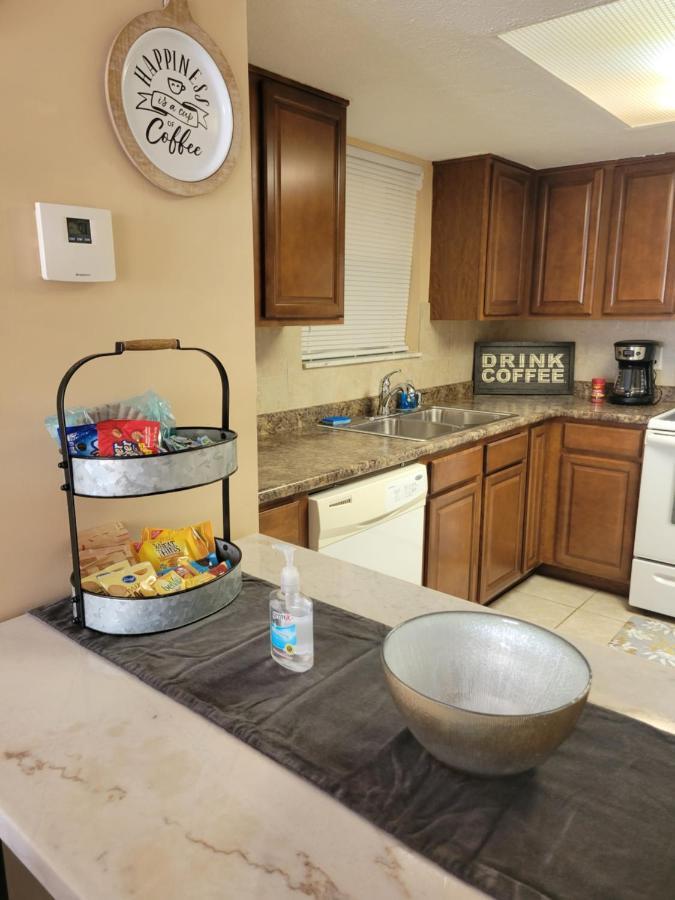 Welcome To Condo Sweet Step! ワーナー・ロビンズ エクステリア 写真